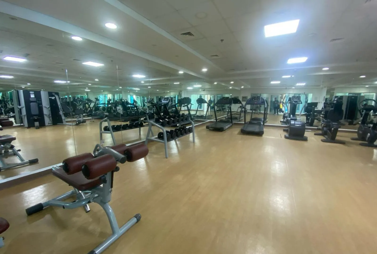 2-Bhk Apartment With Gym & Pool Dubai