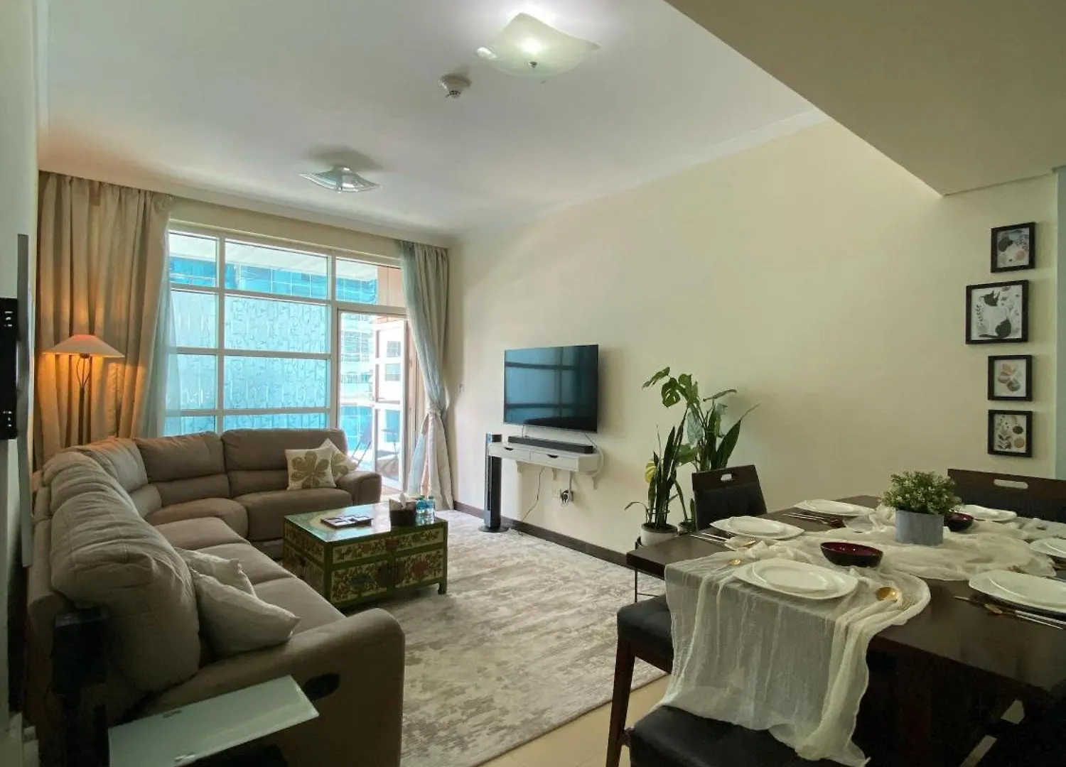 2-Bhk Apartment With Gym & Pool Dubai